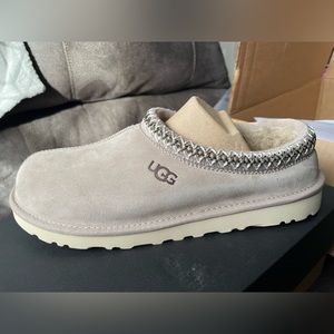 Mens Ugg’s size 10.